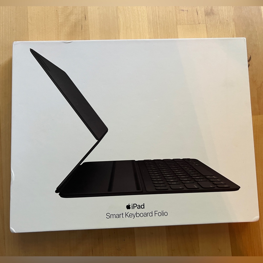 iPad, smart keyboard, folio
